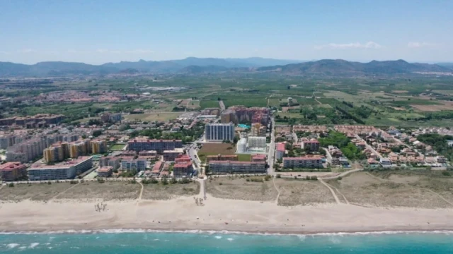 ​Апартаменты на третьем этаже в новом комплексе не далеко от Валенсии