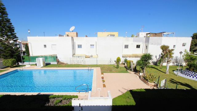 Bungalow by the sea in Torrevieja - 14