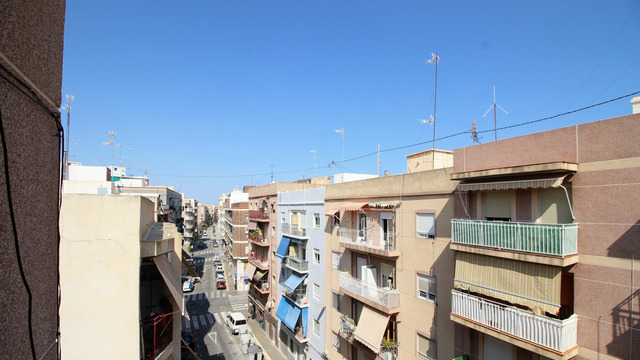 Apartment on the top floor in the city of Elche - 1