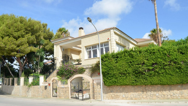 New luxury villa by the sea in the city in Moraira, in the exclusive area of Moravit - 13