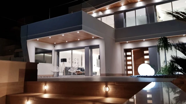 Шикарная вилла с бассейном в городе Dehesa de Campoamor