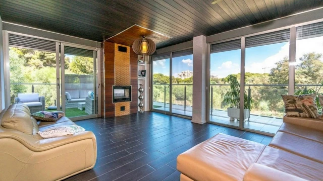 Невероятная вилла у моря в городе Dehesa de Campoamor