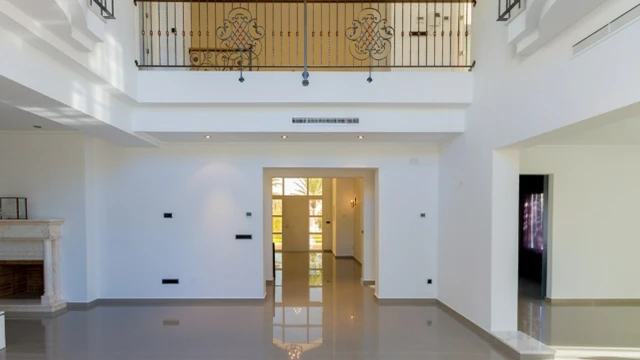 Великолепная вилла с четырьмя спальнями в городе Кабо Роиг