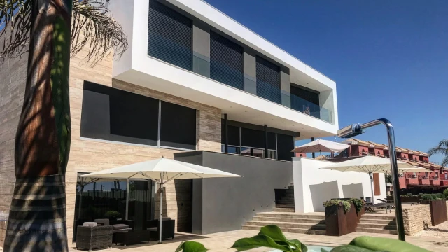 Новая роскошная вилла в Torre de la Horadada