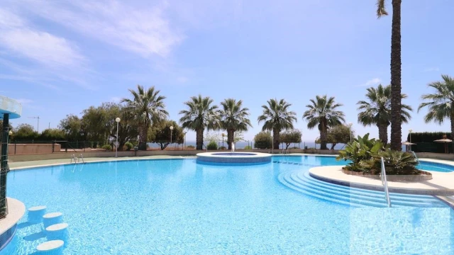 Двухуровневая квартира в Dehesa de Campoamor