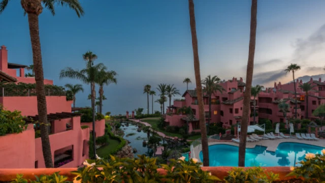 Пентхаус класса люкс в городе Эстепона