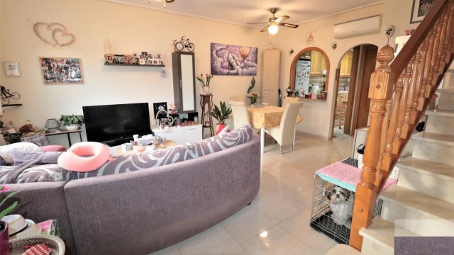 Просторный дуплекс в районе Вильямартин, Ориуэла Коста