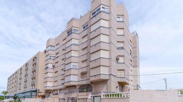 One bedroom apartment on the beach in Torrevieja - 4