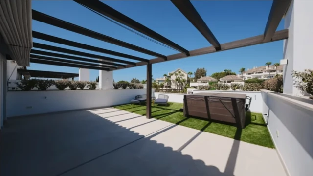 Роскошные апартаменты в закрытом жилом комплексе в городе Marbella