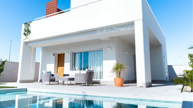 Комфортабельная отдельная вилла в жилом комплексе в Pilar de la Horadada