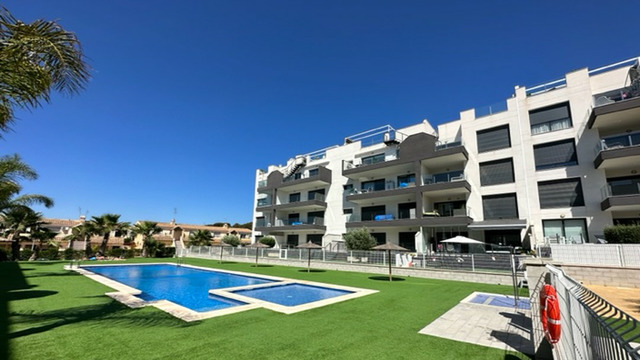 Apartamento con dos dormitorios en la ciudad de Calpe. - 20