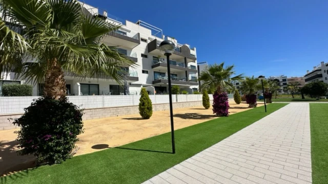 Квартира с двумя спальнями в Ориуэла Коста, район Villamartin