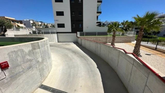 Квартира с двумя спальнями в Ориуэла Коста, район Villamartin