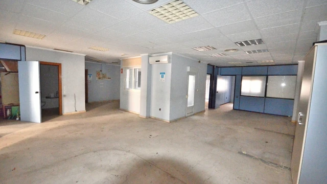 Коммерческое помещение в центре города Торревьеха