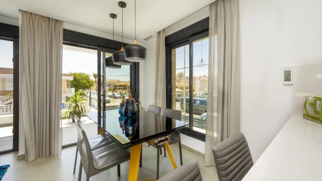 Комфортабельная вилла в городе Торревьеха, район Ла Мата