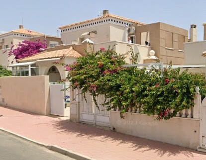 ​Two-bedroom apartment in a gated complex not far from Valencia - 10