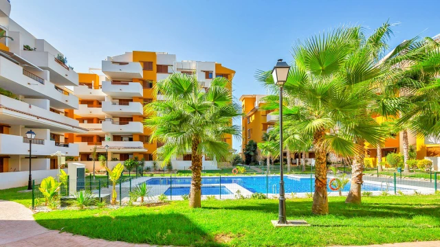 Шикарные апартаменты на втрой линии моря в районе Пунта Прима