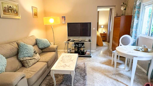 Villa with a large plot and a swimming pool in Ciudad Quesada