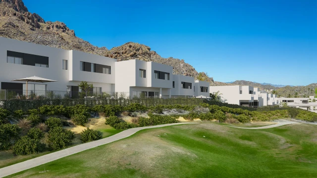 Апартаменты в красивом жилом комплексе в городе Pilar de Jaravia​