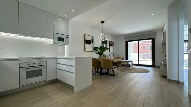 Новое бунгало с двумя спальнями в районе Финестрат