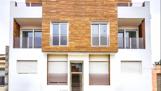 Новые апартаменты в жилом комплексе в городе Пилар де ла Орадада