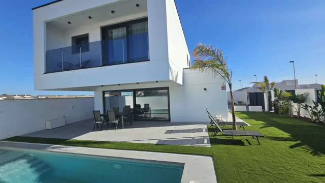 Невероятная вилла в современном стиле  в городе San Javier