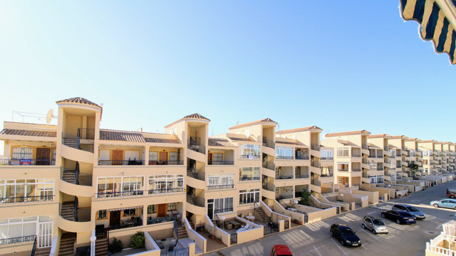 Two bedroom apartment in Torrevieja - 13