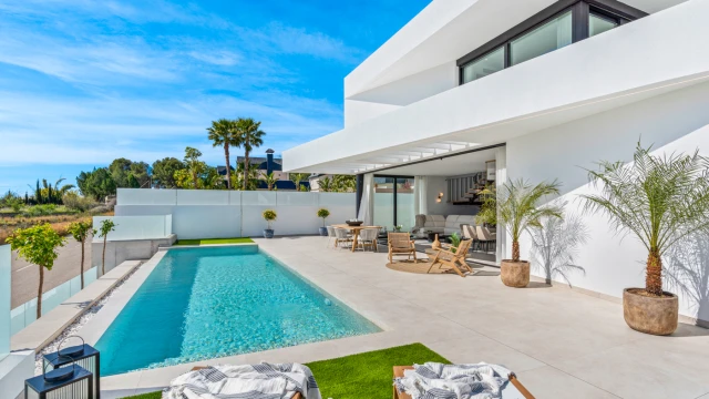 Новая комфортабельная вилла с тремя спальнями в городе Polop