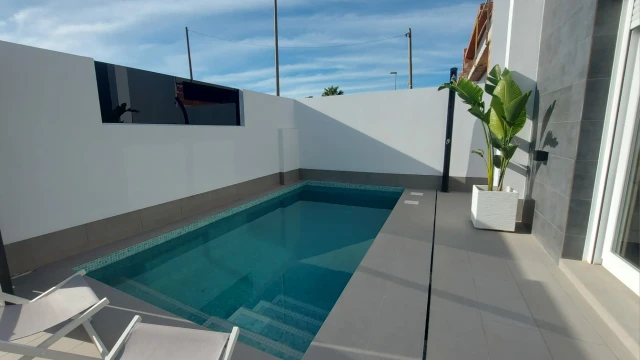 Новая вилла в современном стиле в городе Torre Pacheco