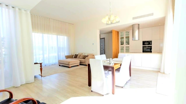 Уютная вилла с видом на горы в Benijofar