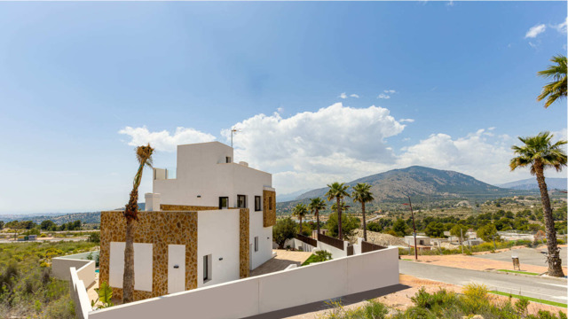 Шикарная новая вилла в городе Финестрат