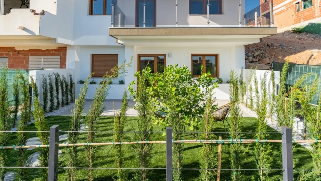 Вилла в новом жилом комплексе с шикарными видами в La Nucia