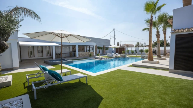 Великолепный дом в городе Avileses