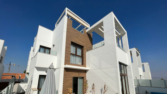 Modern villa in Los Alcazares - 12