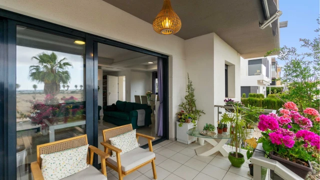 Квартира с большим участком в городе Ciudad Quesada