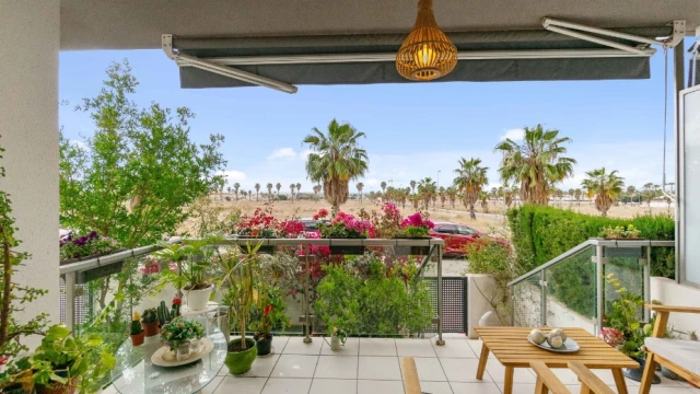 Квартира с большим участком в городе Ciudad Quesada