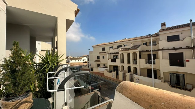 Бунгало в два этажа с туристической лицензией в городе San Pedro del Pinatar