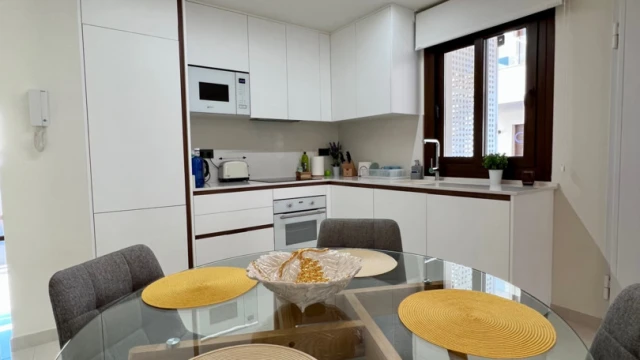 Бунгало в популярном районе Los Balcones в городе Торревьеха