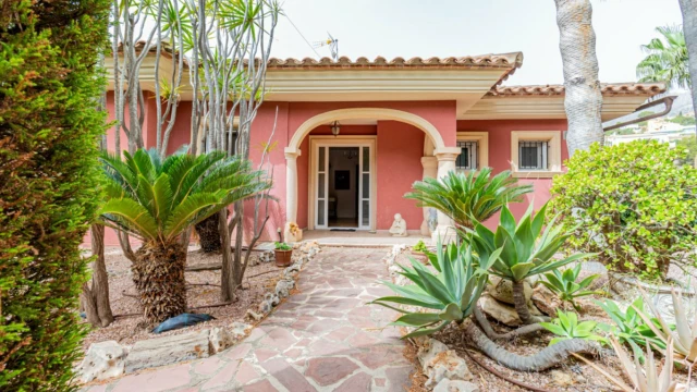 Wygodna willa w mieście Altea