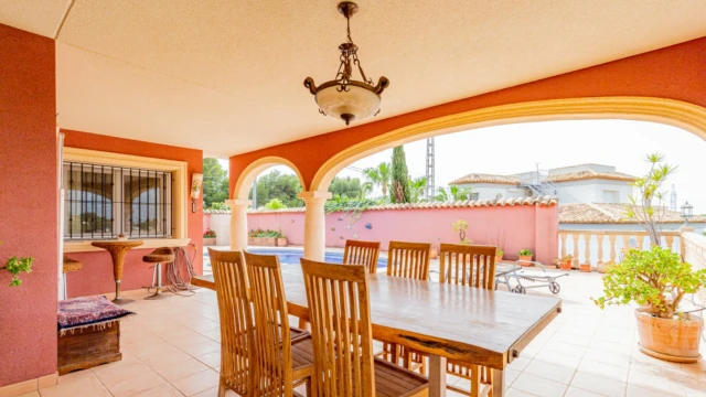 Wygodna willa w mieście Altea