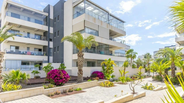 Современный пентхаус в жилом комплексе в Ориуэла Коста