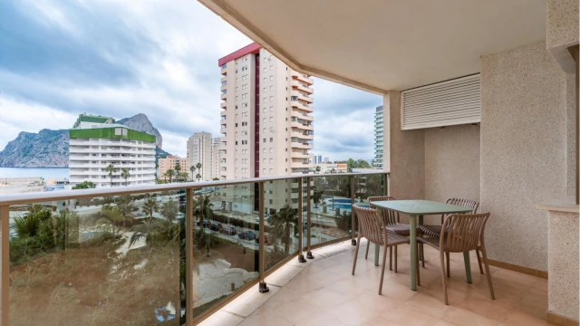 Квартира с двумя спальнями в городе Кальпе