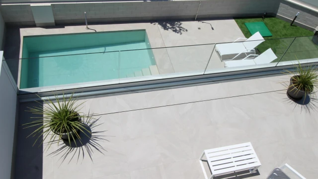 Новая вилла у моря в жилом комплексе в Pilar de la Horadada