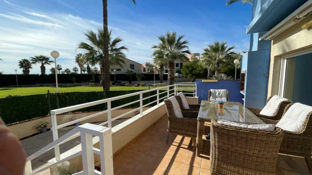  Дом на берегу моря с садом в Агуамарине рядом с Кабо Роиг