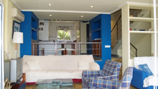 Смежная вилла на берегу Средиземного моря в городе Dehesa de Campoamor