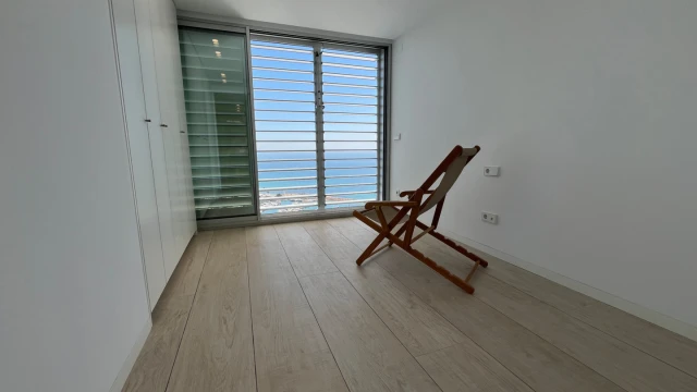 Роскошная картира на первой линии моря в городе Dehesa de Campoamor​