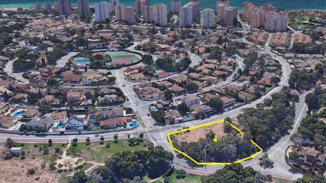 Большой участок под застройку в городе Dehesa de Campoamor