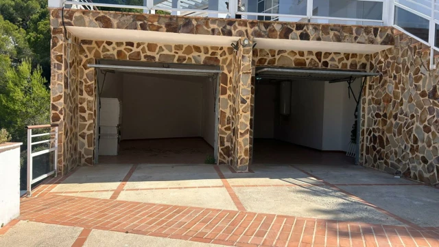 Dom z przepięknym widokiem na góry w mieście Altea