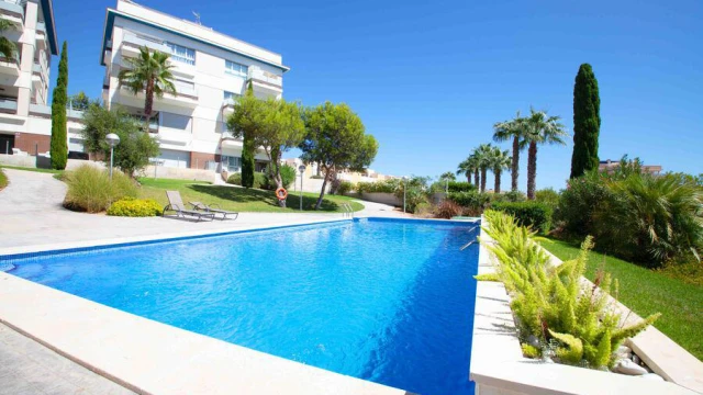 Пентхаус с тремя спальнями в Ориуэла Коста, район Villamartin