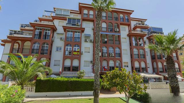 Ático con vistas al mar en la ciudad de Torrevieja - 12